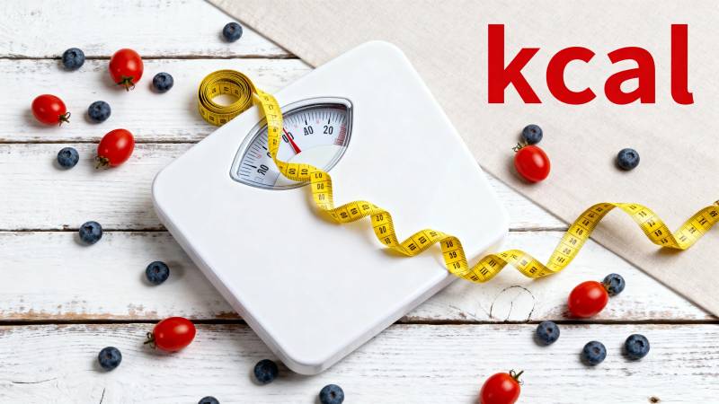 体重秤与 kcal 健康计量图片