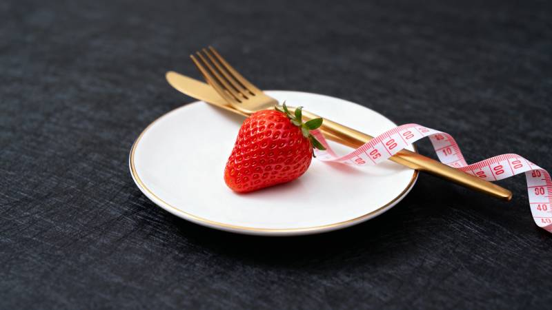 草莓配尺 轻盈饮食控量图片