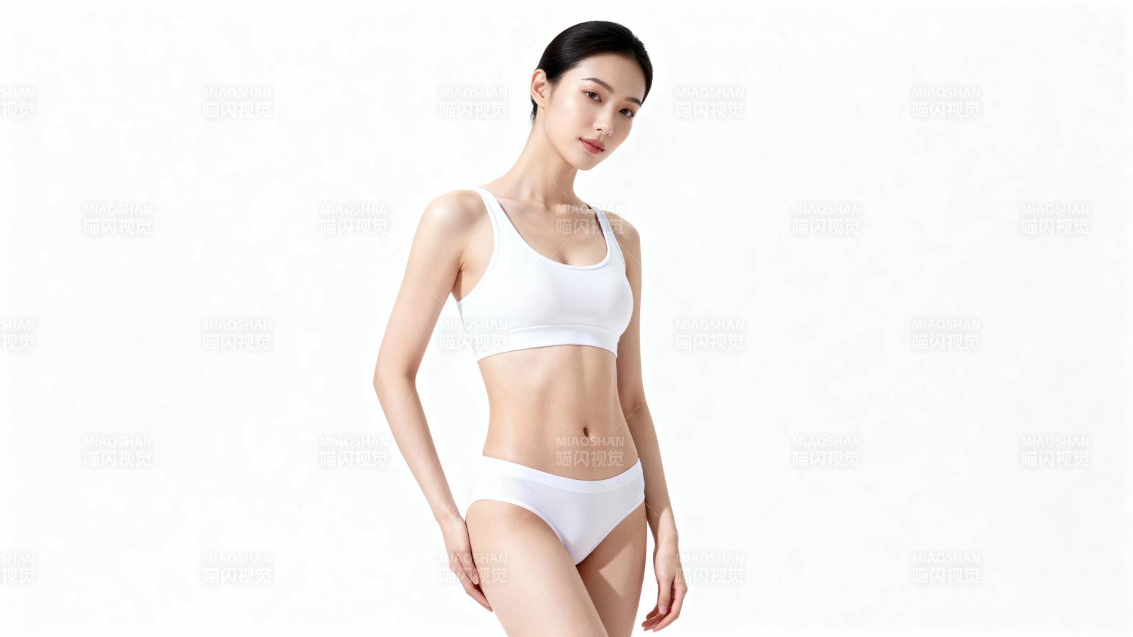 白色内衣套装 简约优雅风图片