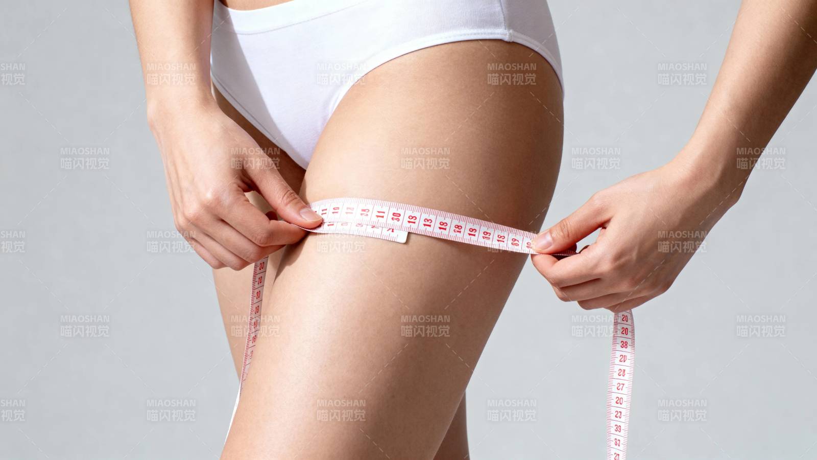 测量大腿围度 关注身材管理图片