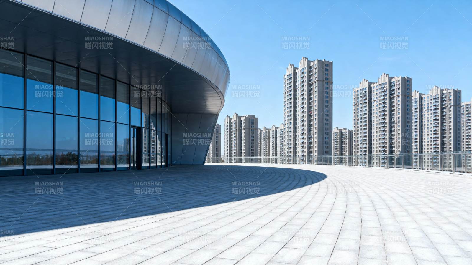现代建筑与城市天际线图片