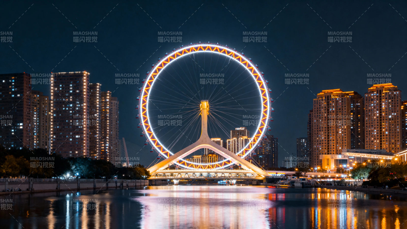 天津之眼夜景璀璨夺目图片