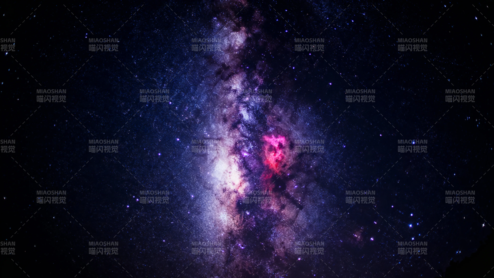 银河璀璨 星云如梦图片