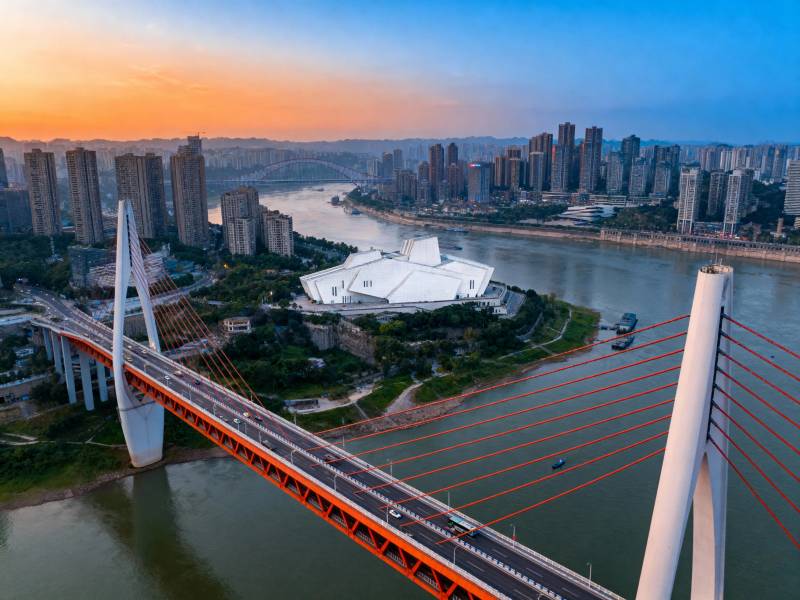 重庆橙桥夕照城景图片