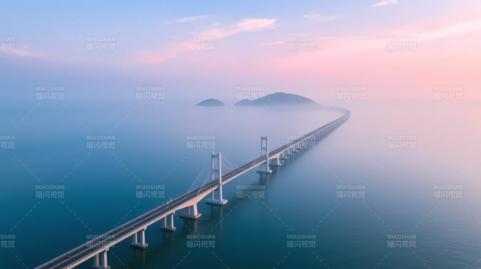 雾海长桥通远山图片