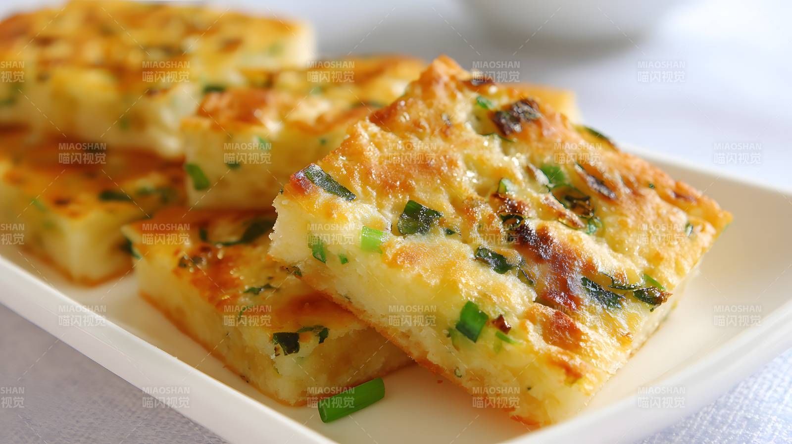 葱香鸡蛋饼 金黄诱人图片