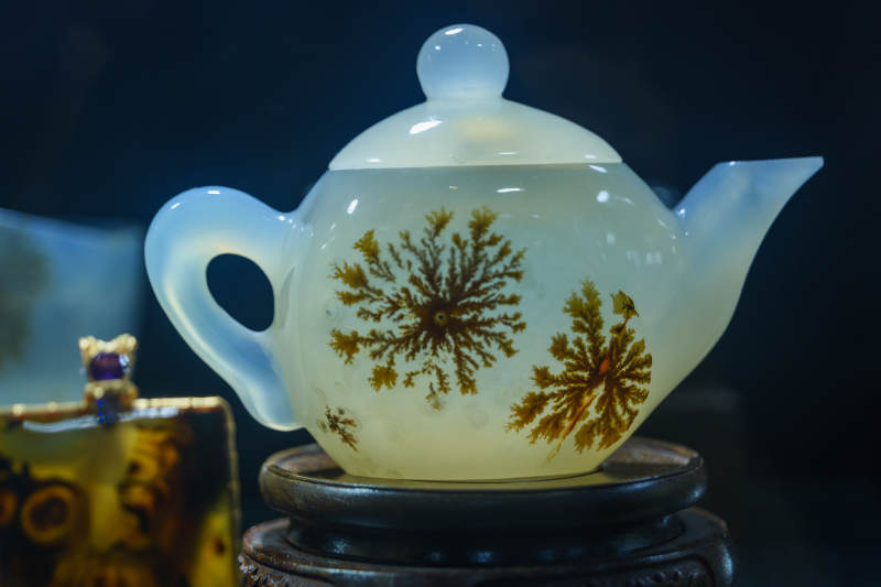 玉壶藏花 雅韵天成 昆明石博会展品图片